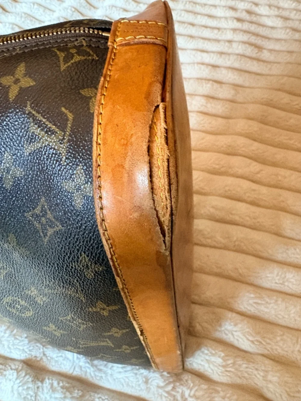 Authentic Louis Vuitton Vintage Alma PM Monogram Satchel 1994 Made in France